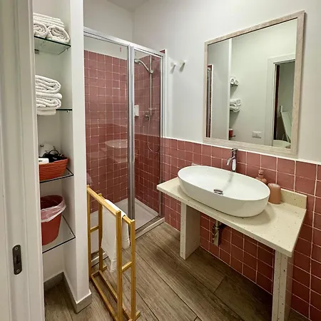 Πανσιόν Molo '93 - Roomsandsea 3*