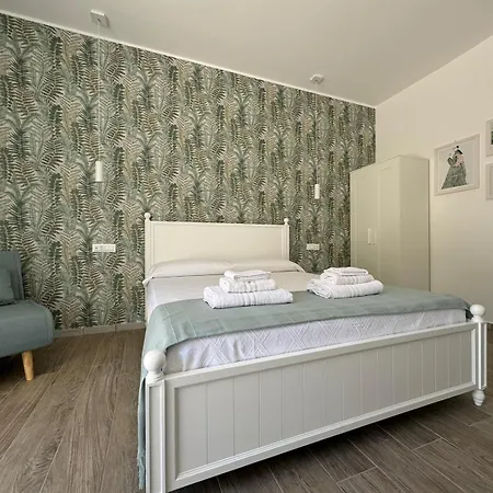 Gasthuis Molo '93 - Roomsandsea 3*